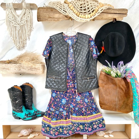 Daniel Hechter | Beautiful Quilted Vegan Boho Vest - Picture 2 of 15